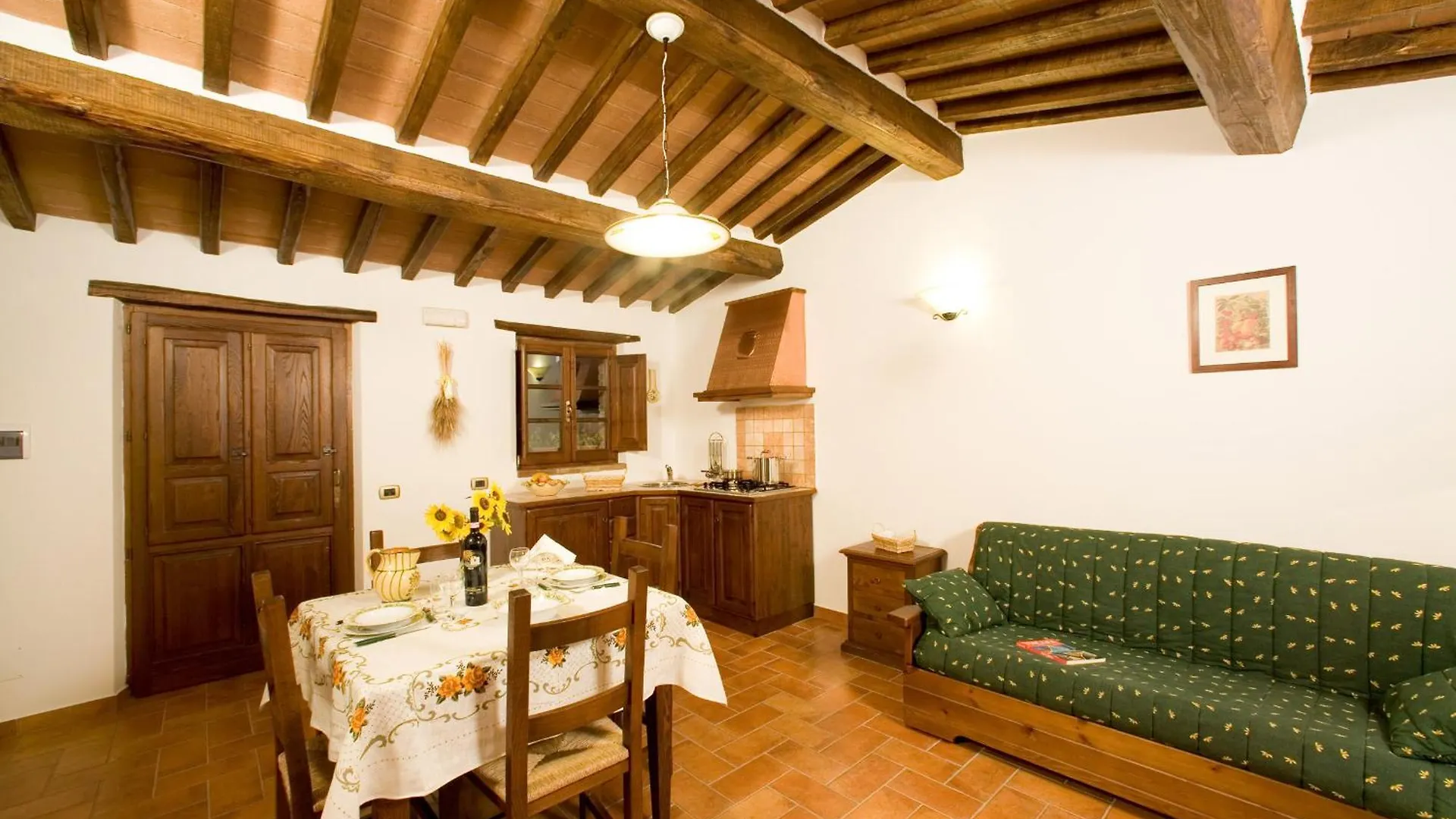 Fattoria Borgonuovo Guest House Cortona 0*,  Italy